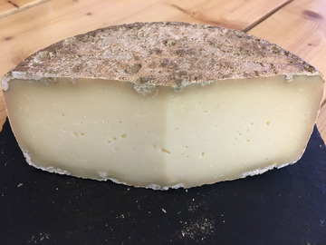 Le fromage de Septembre : l'Ossau Iraty (Grande Réserve)